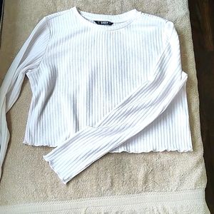 NWOT Ladies Lightweight Half Shirt